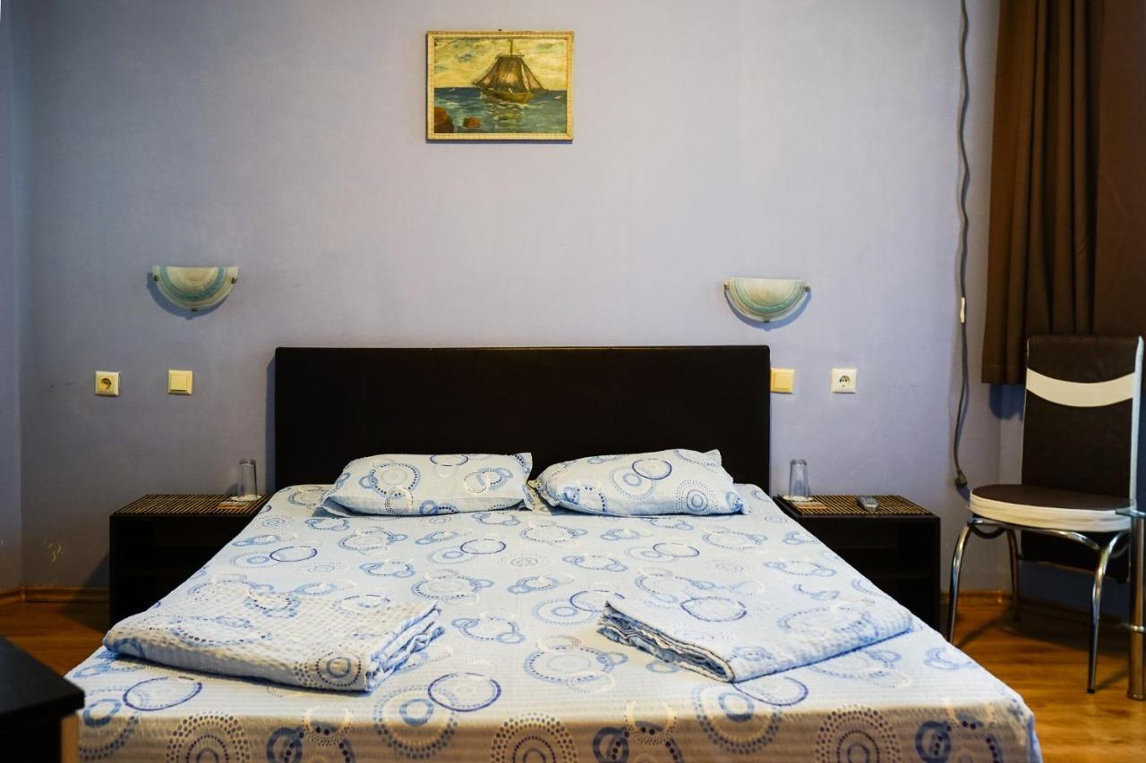 House Rezvaya With Rooms For Rent Резово Экстерьер фото